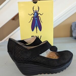 Fly YEON701FLY Cupido Black Wedge - Sz 8.5 (EU 39)